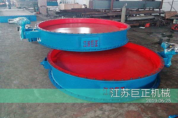 圓形擋板門（直徑220cm）制作完工，現(xiàn)場(chǎng)展示